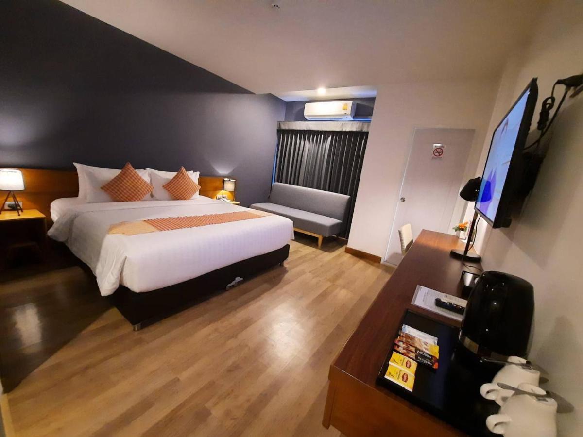 Comet Hotel Σούρατ Τανί Εξωτερικό φωτογραφία