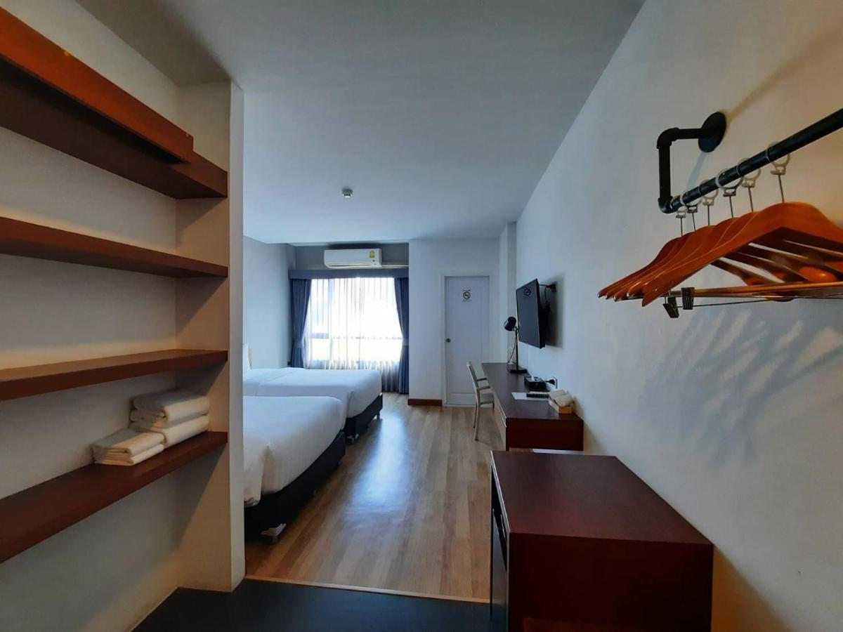 Comet Hotel Σούρατ Τανί Εξωτερικό φωτογραφία