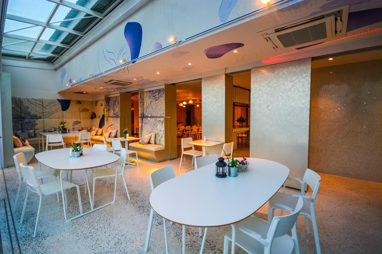 Comet Hotel Σούρατ Τανί Εξωτερικό φωτογραφία