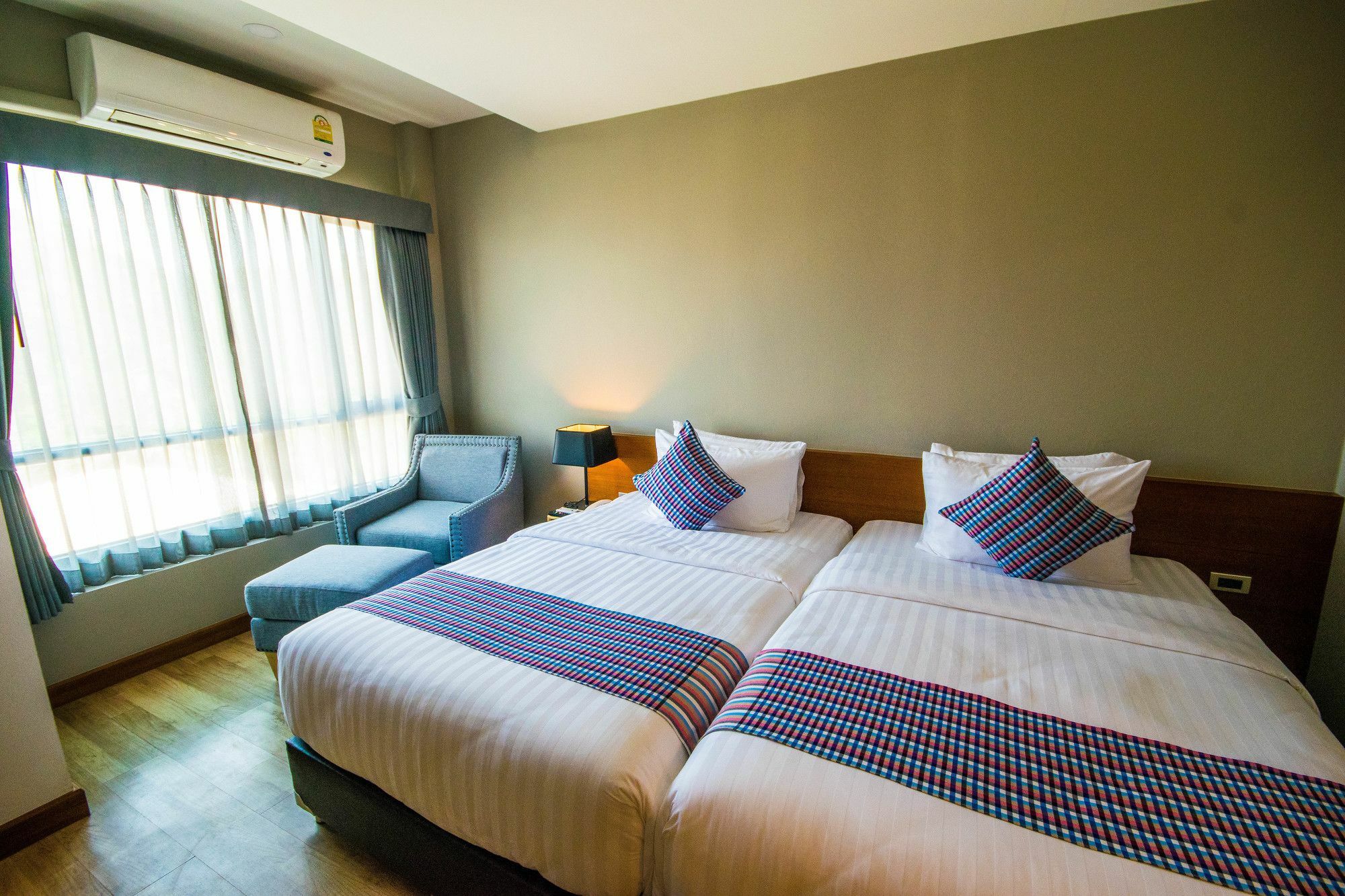 Comet Hotel Σούρατ Τανί Εξωτερικό φωτογραφία