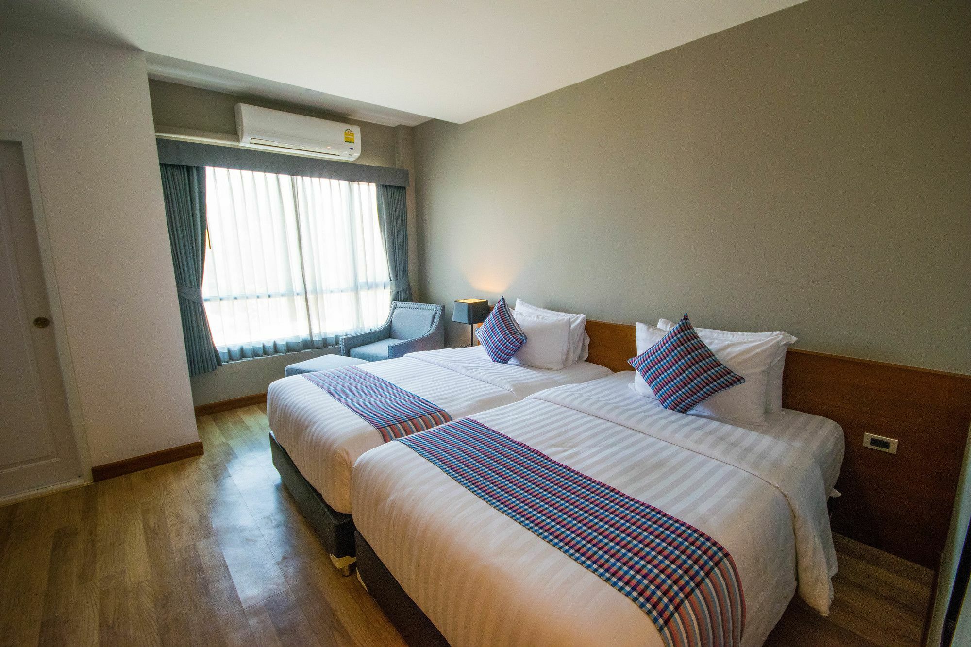 Comet Hotel Σούρατ Τανί Εξωτερικό φωτογραφία