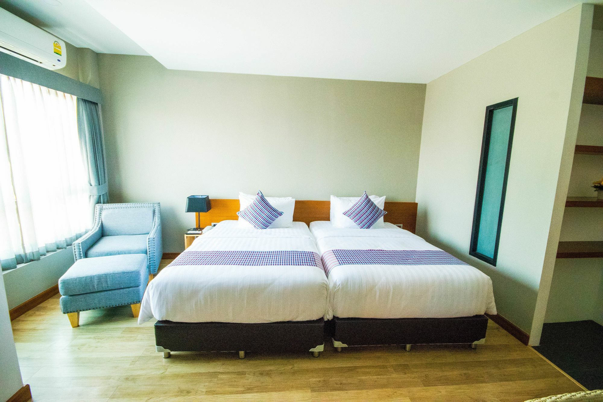 Comet Hotel Σούρατ Τανί Εξωτερικό φωτογραφία