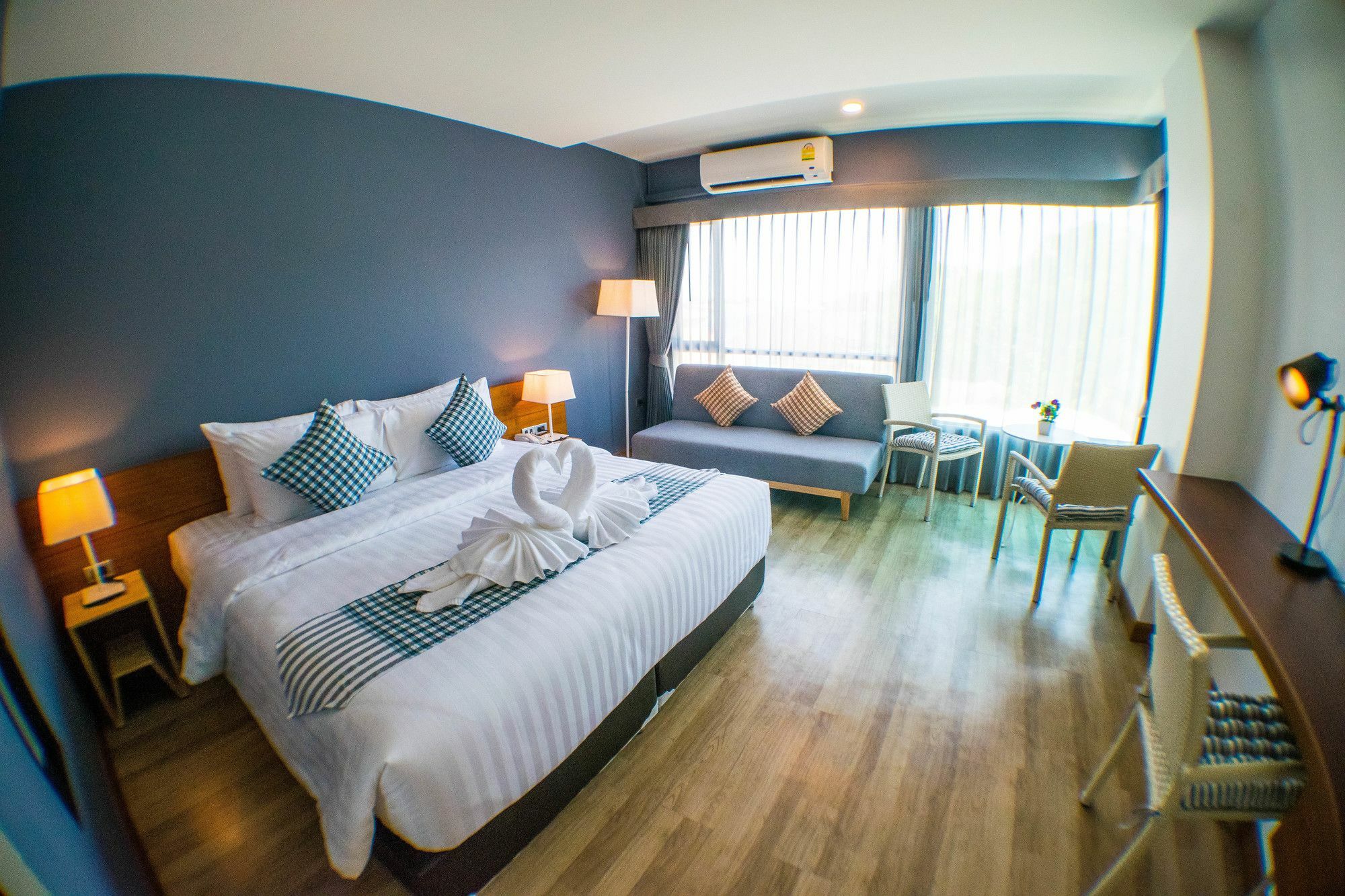 Comet Hotel Σούρατ Τανί Εξωτερικό φωτογραφία