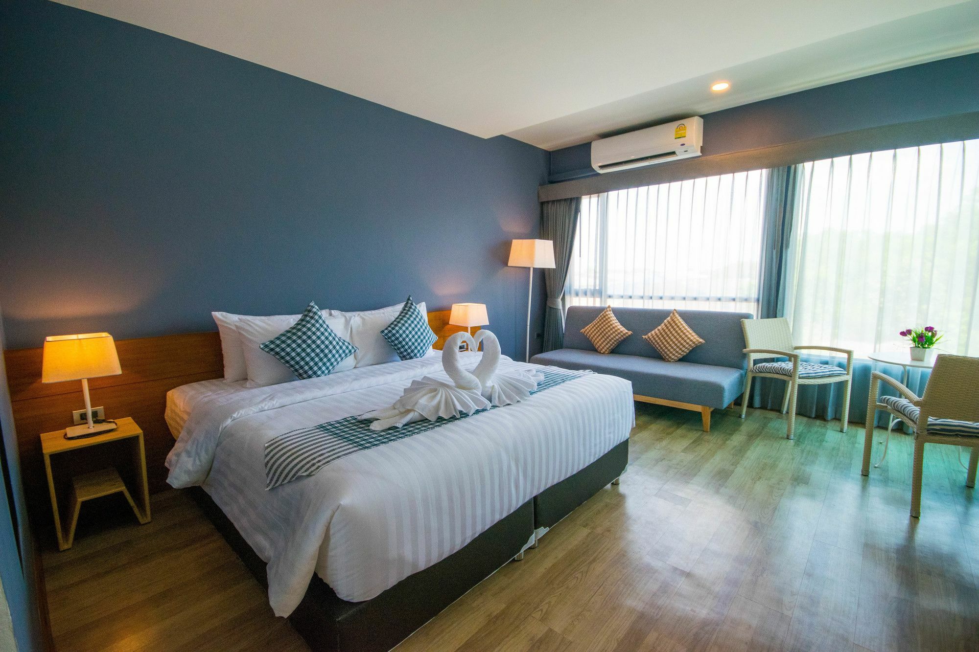 Comet Hotel Σούρατ Τανί Εξωτερικό φωτογραφία