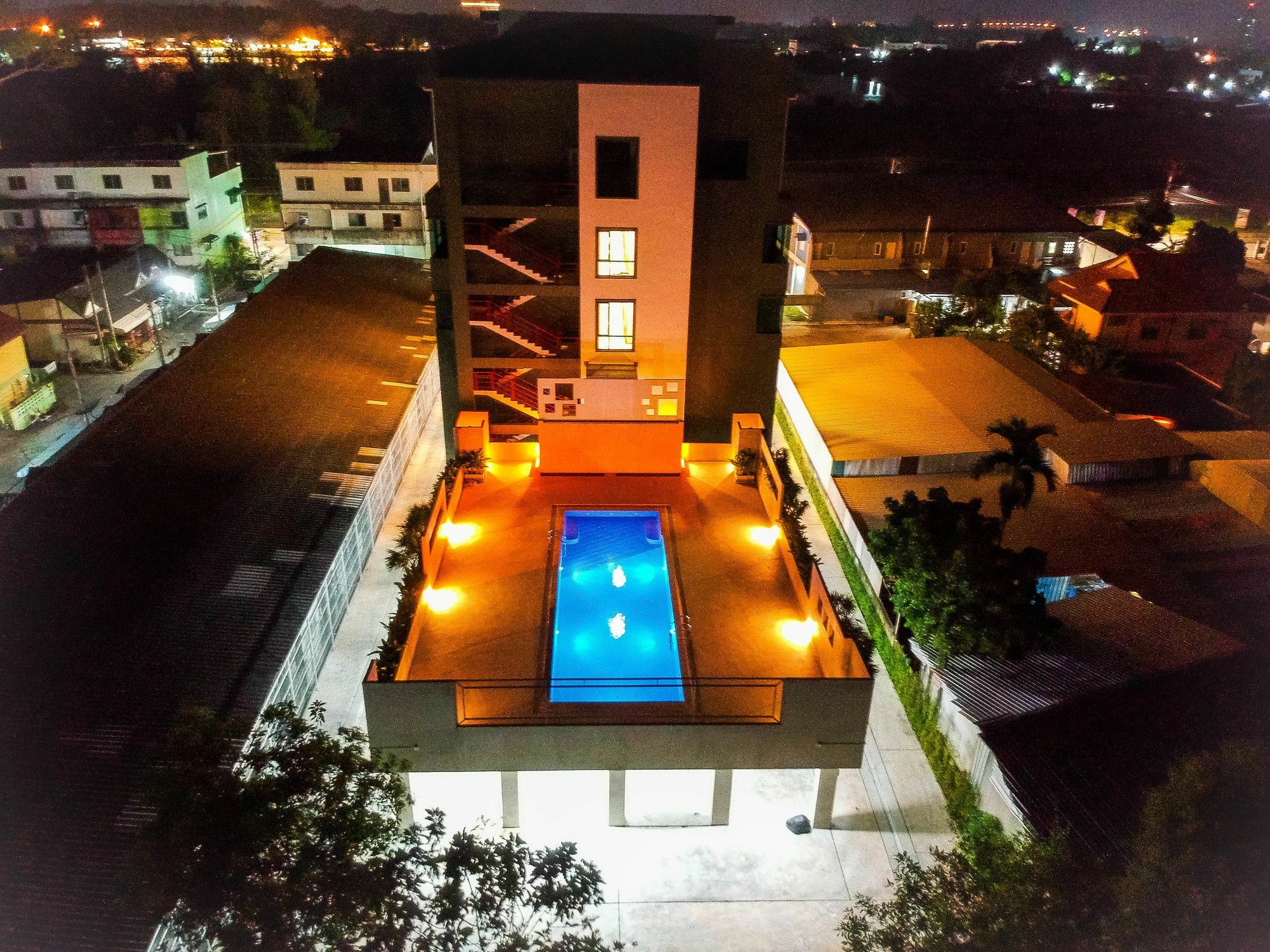 Comet Hotel Σούρατ Τανί Εξωτερικό φωτογραφία